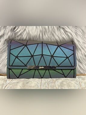 Luxshe Color Changing Trifold Wallet